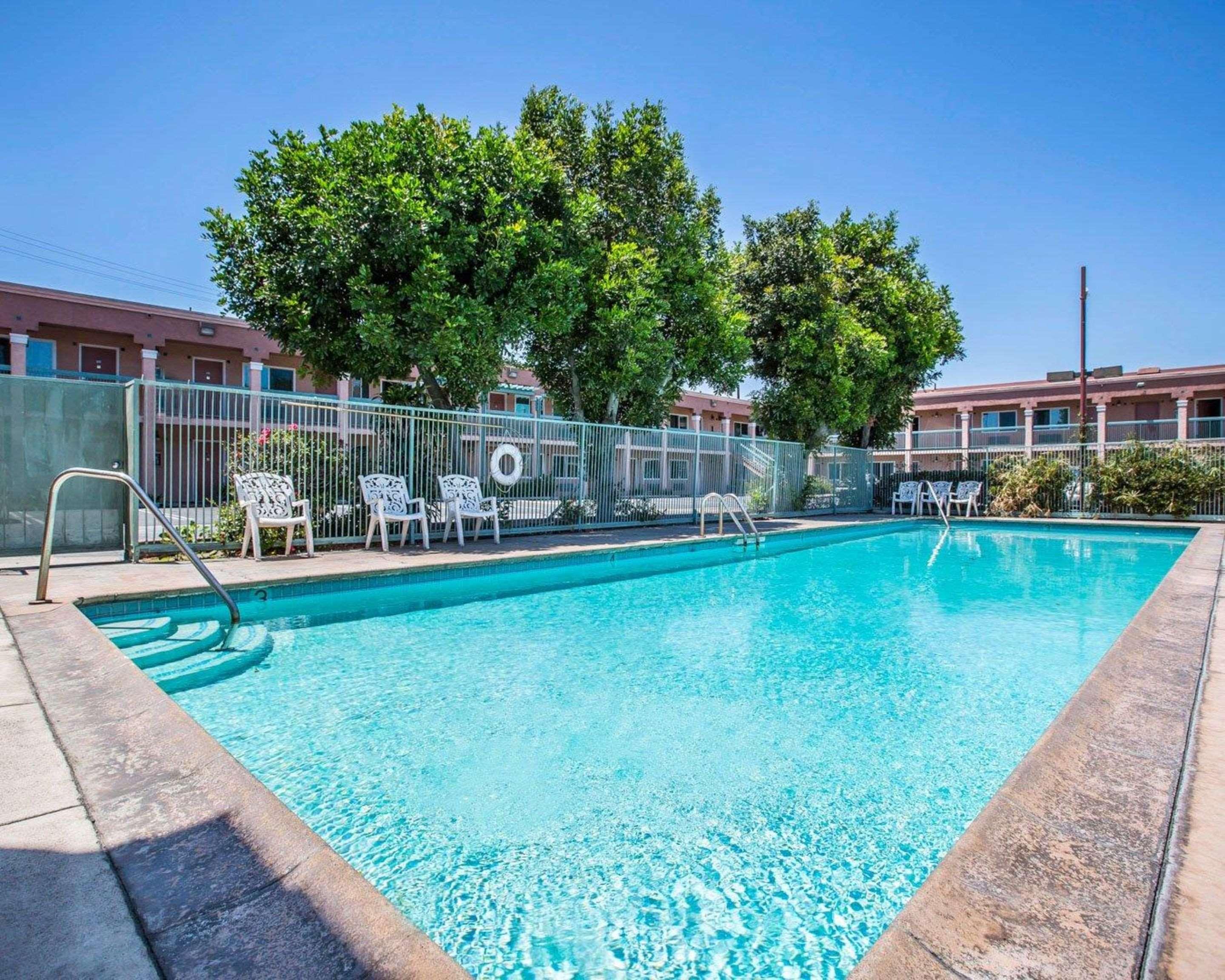 Rodeway Inn South Gate - Los Angeles South Luaran gambar